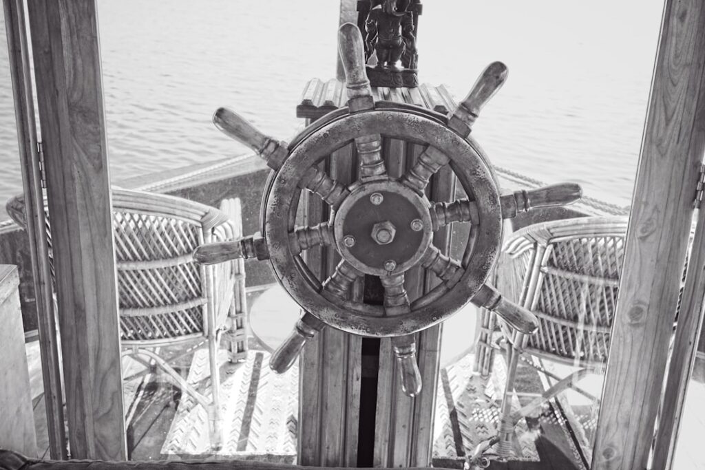 Photo Boat steering wheel