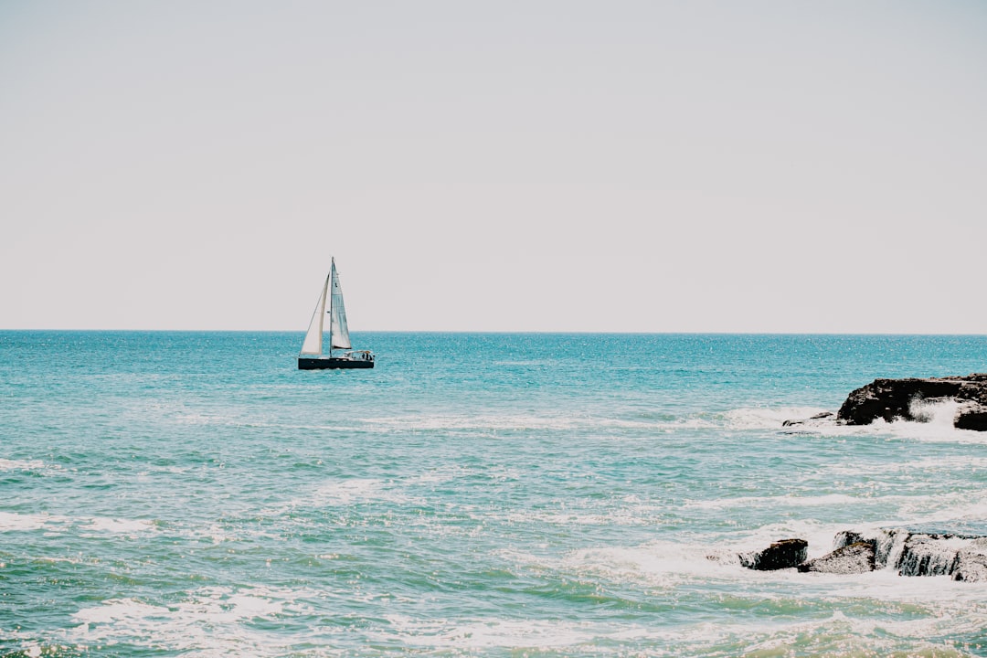 Photo Boat on water