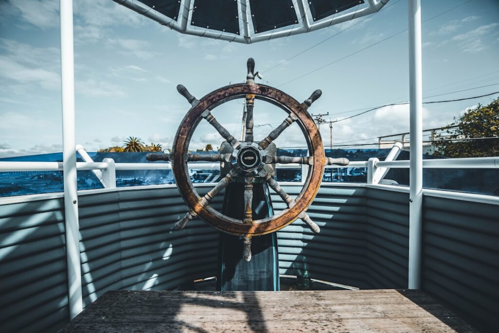 Photo Boat steering